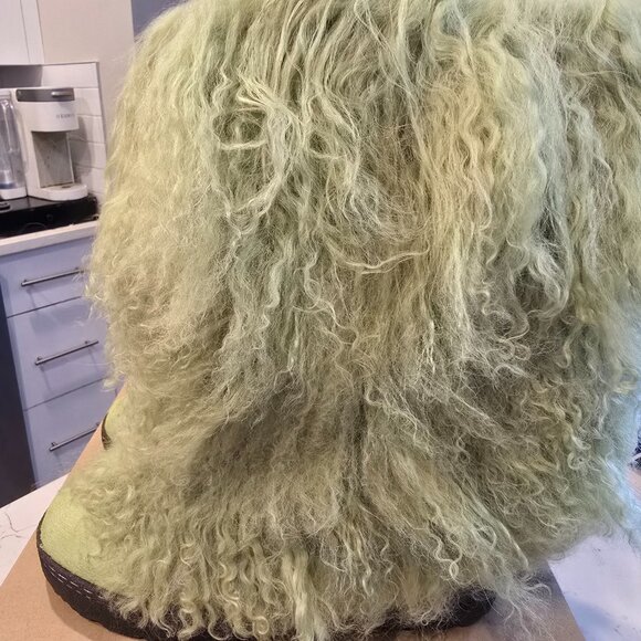 Bearpaw Boetis II Real Lamb Fur Boots Size 7 Women's Green New In Box - Picture 1 of 12